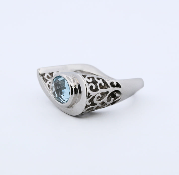 Estate 18K White Gold Blue Topaz Scroll Ring