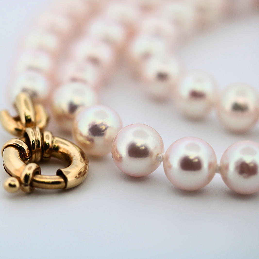 14K Yellow Gold Pearl Necklace