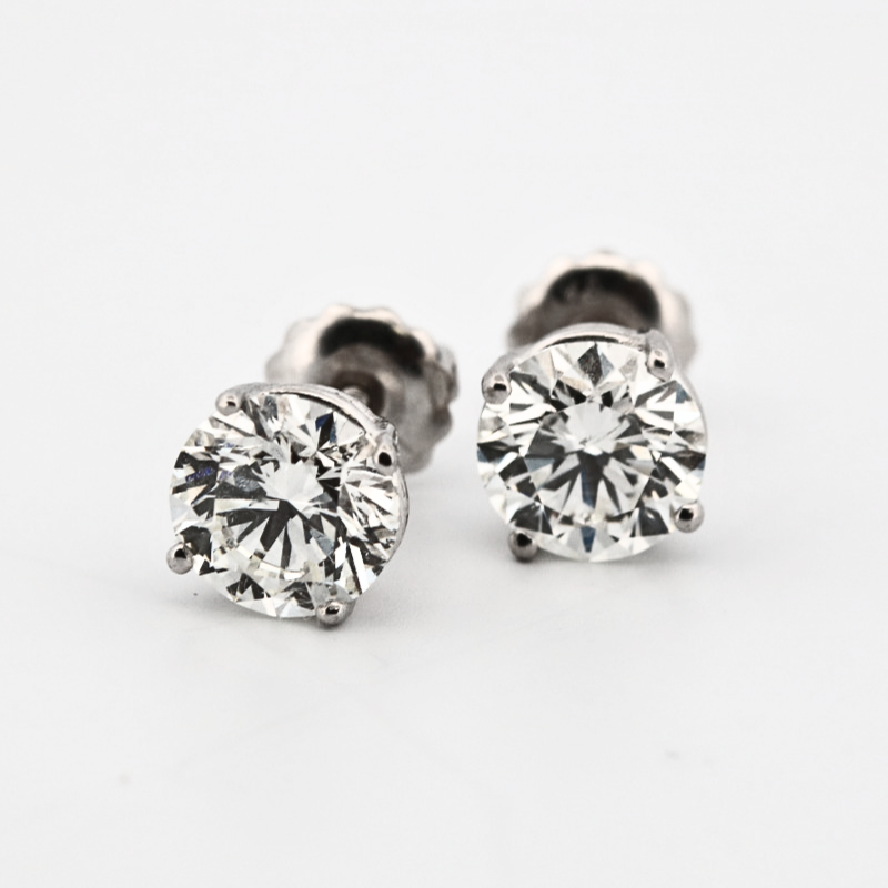 14K White Gold Diamond Stud Earrings