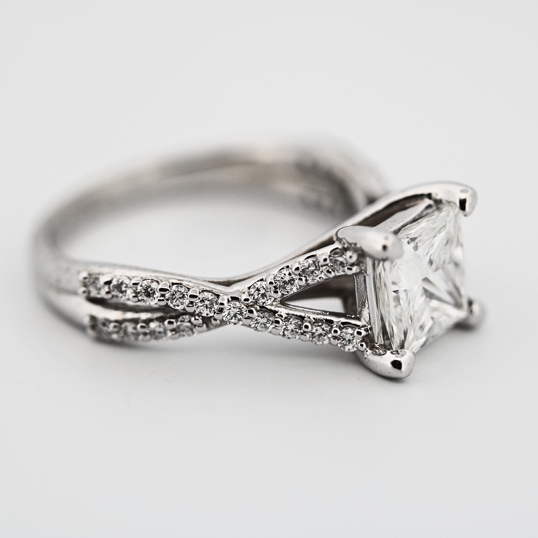 14K White Gold Diamond Engagement Ring 2.04ctw